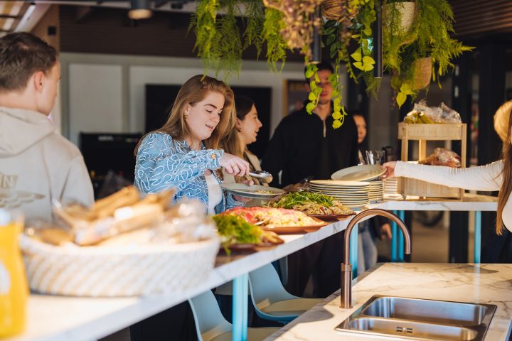 SDIM collega's bij de lunch