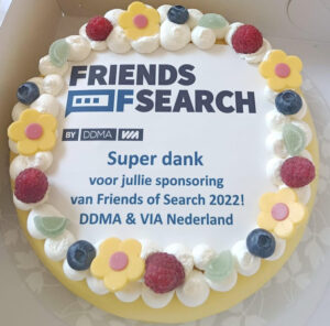 Friends of Search taart sponsoring door SDIM